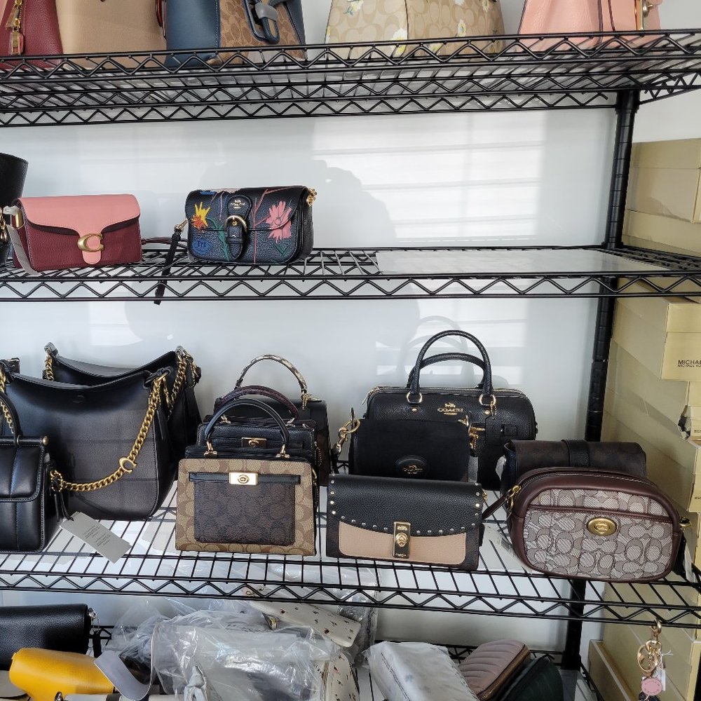 Meet your Posher, Boutique LMI - Picture 9 of 16